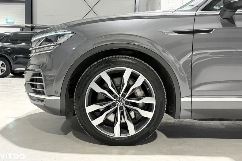 Volkswagen Touareg din 2022 cu 103.130 km - oferta VOL179270 - foto 17