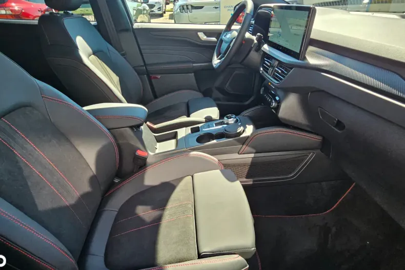 Ford Kuga din 2026 cu 1 km - oferta FOR179271 - foto 10