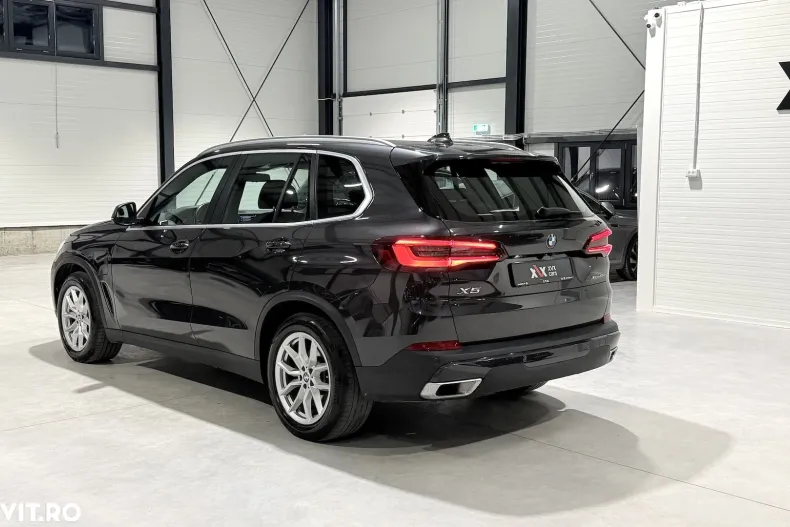 BMW X5 din 2020 cu 145.541 km - oferta BMW179272 - foto 3