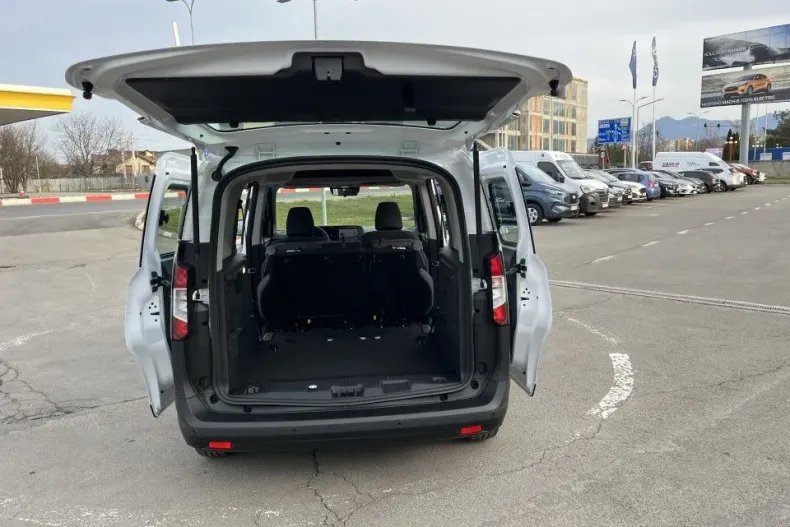 Ford Tourneo Courier din 2025 cu 1 km - oferta FOR179278 - foto 8