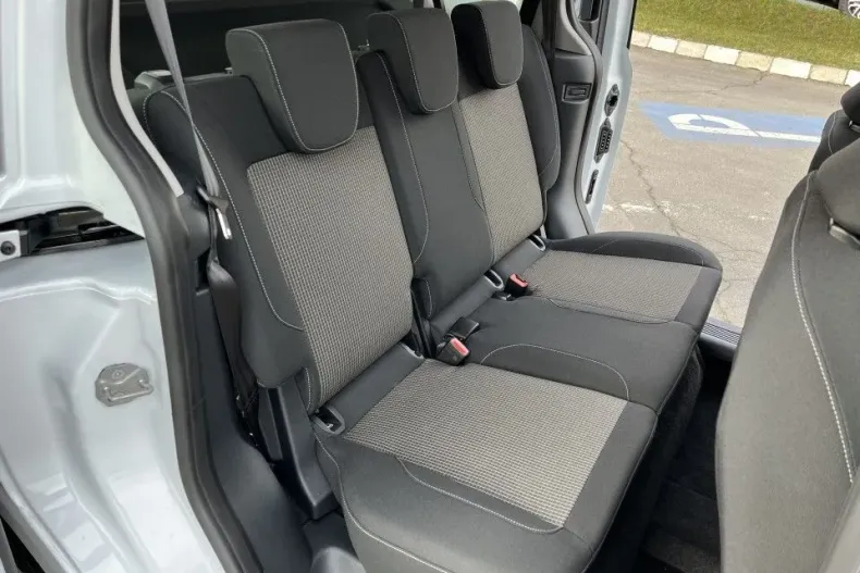 Ford Tourneo Courier din 2025 cu 1 km - oferta FOR179278 - foto 28