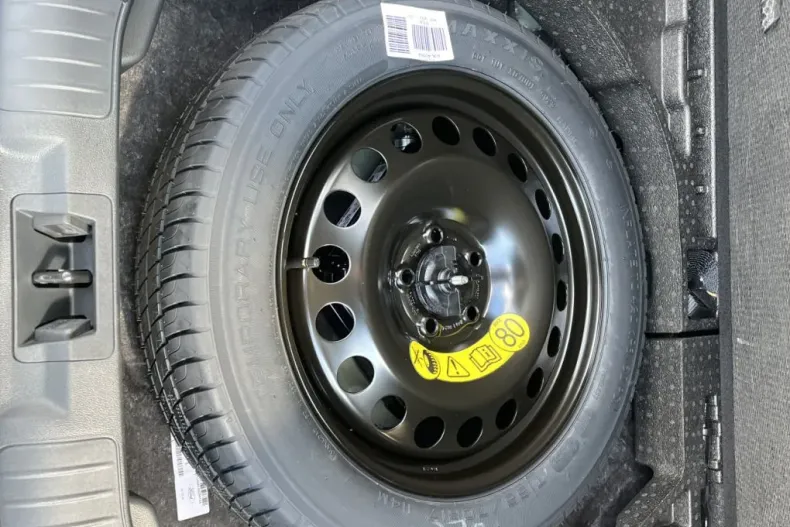 Ford Kuga din 2024 cu 1 km - oferta FOR179290 - foto 9