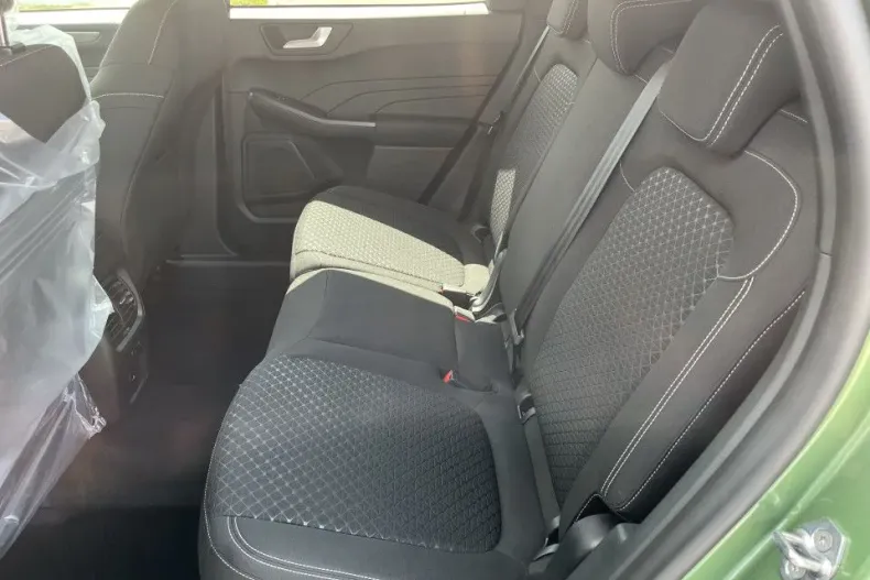 Ford Kuga din 2024 cu 1 km - oferta FOR179290 - foto 12