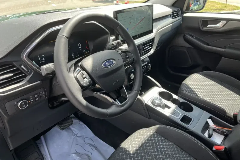 Ford Kuga din 2024 cu 1 km - oferta FOR179290 - foto 16