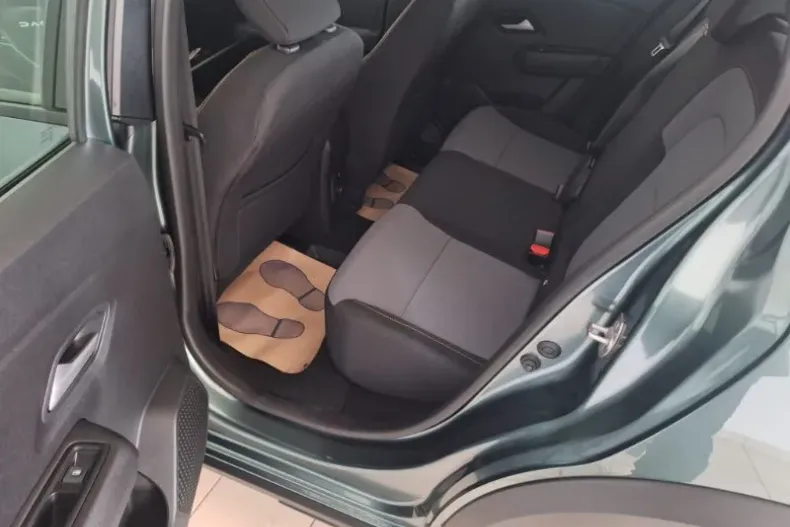 Dacia Sandero Stepway din 2026 cu 16 km - oferta DAC179294 - foto 14