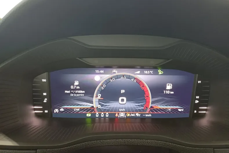 Skoda Karoq din 2024 cu 18.191 km - oferta SKO179296 - foto 13