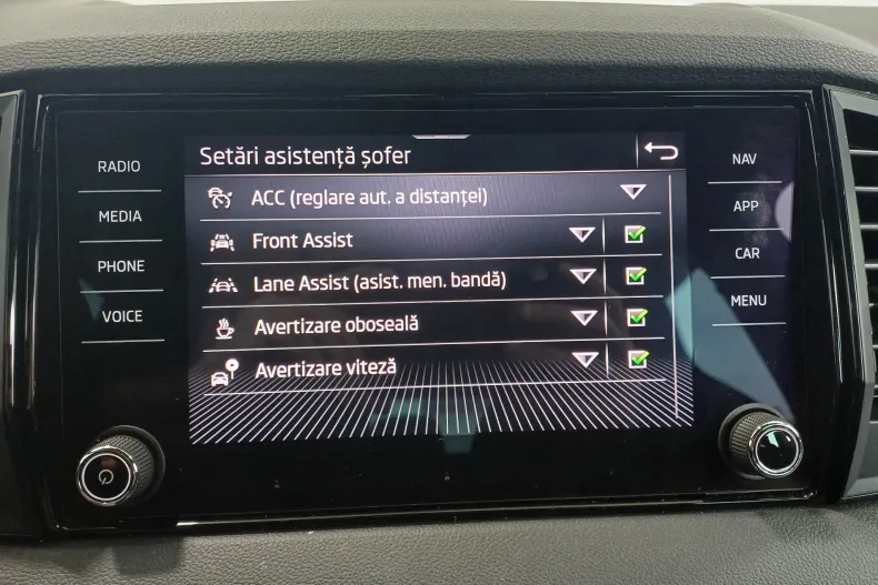 Skoda Karoq din 2024 cu 18.191 km - oferta SKO179296 - foto 26