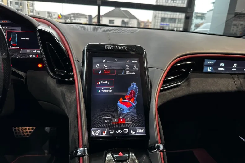 Ferrari Roma din 2020 cu 27.300 km - oferta FER179299 - foto 16