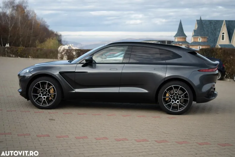Aston Martin DBX din 2022 cu 18.500 km - oferta AST179306 - foto 8