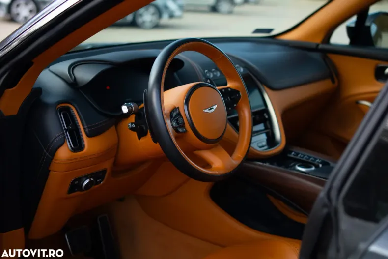 Aston Martin DBX din 2022 cu 18.500 km - oferta AST179306 - foto 14