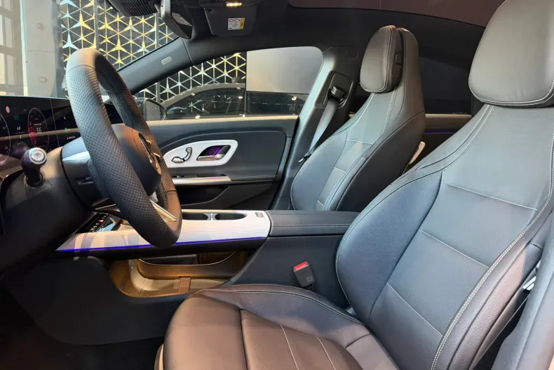 Mercedes-Benz CLA din 2025 cu 3.000 km - oferta MER179311 - foto 9