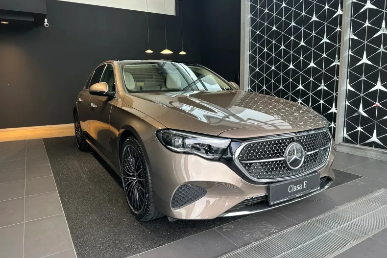 Mercedes-Benz E din 2025 cu 24 km - oferta MER179312 - foto 2