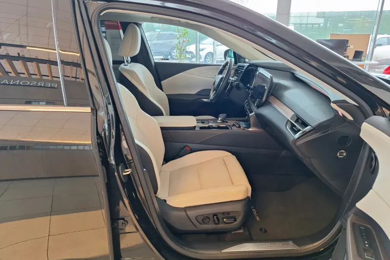 Lexus Seria RX din 2024 cu 13.500 km - oferta LEX179315 - foto 20