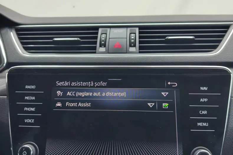 Skoda Superb din 2022 cu 130.193 km - oferta SKO179319 - foto 23