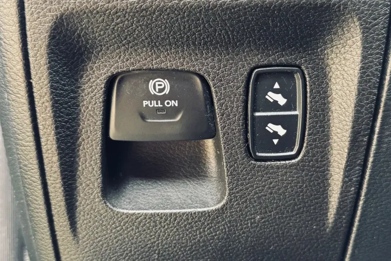 Dodge RAM din 2022 cu 159.800 km - oferta DOD179324 - foto 25