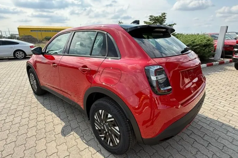 Fiat 600 din 2025 cu 1 km - oferta FIA179326 - foto 4