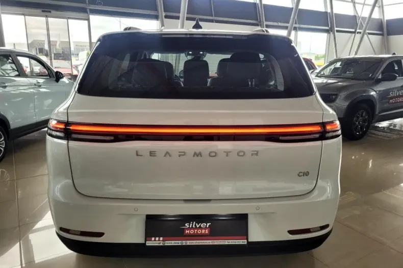 Leapmotor C10 din 2024 cu 1 km - oferta LEA179328 - foto 5