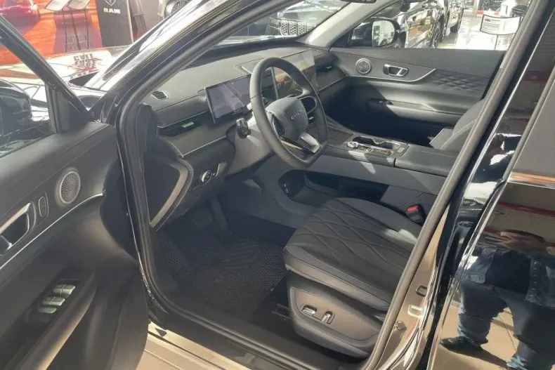 Chery Tiggo 8 din 2025 cu 7 km - oferta CHE179331 - foto 9