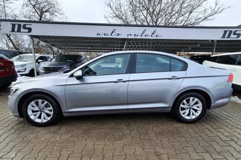 Volkswagen Passat din 2021 cu 60.881 km - oferta VOL179335 - foto 3