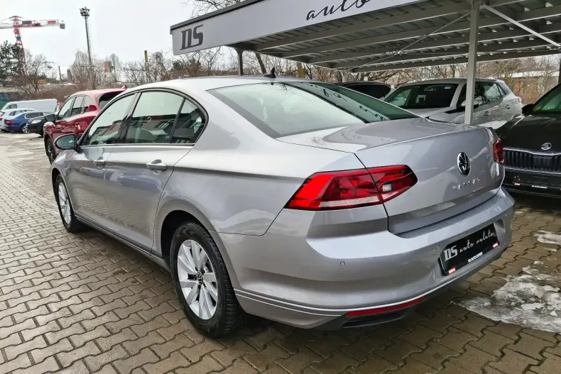 Volkswagen Passat din 2021 cu 60.881 km - oferta VOL179335 - foto 4