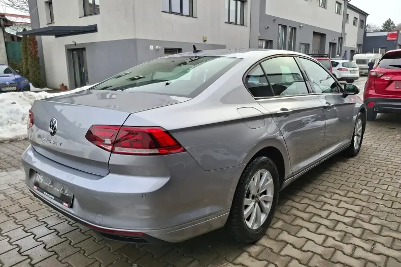 Volkswagen Passat din 2021 cu 60.881 km - oferta VOL179335 - foto 5