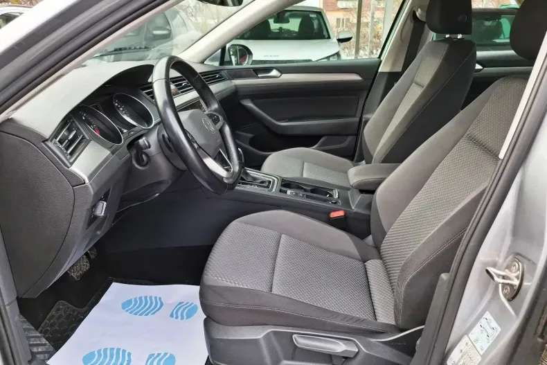 Volkswagen Passat din 2021 cu 60.881 km - oferta VOL179335 - foto 8