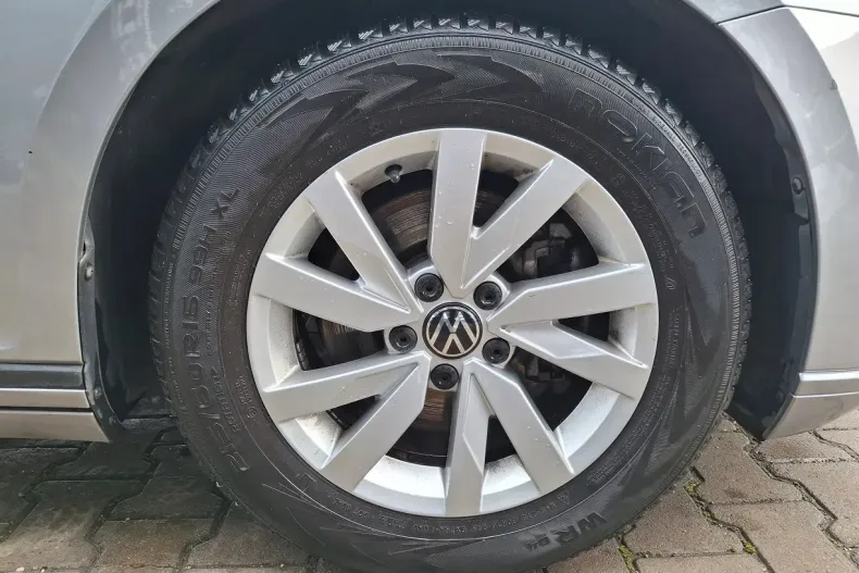 Volkswagen Passat din 2021 cu 60.881 km - oferta VOL179335 - foto 24