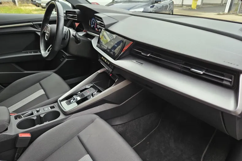 Audi A3 din 2023 cu 18.000 km - oferta AUD179341 - foto 18