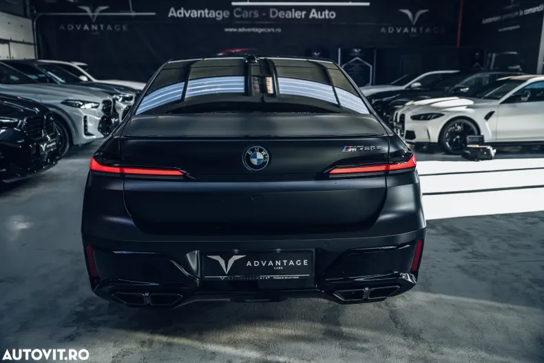 BMW M7 din 2024 cu 7.940 km - oferta BMW179353 - foto 5