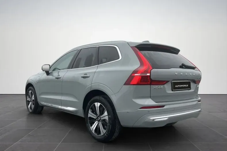 Volvo XC60 din 2024 cu 1 km - oferta VOL179360 - foto 4