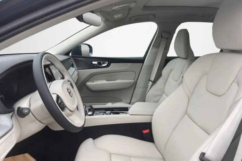 Volvo XC60 din 2024 cu 1 km - oferta VOL179361 - foto 9