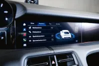 Porsche Taycan din 2023 cu 25.900 km - oferta POR179370 - foto 38