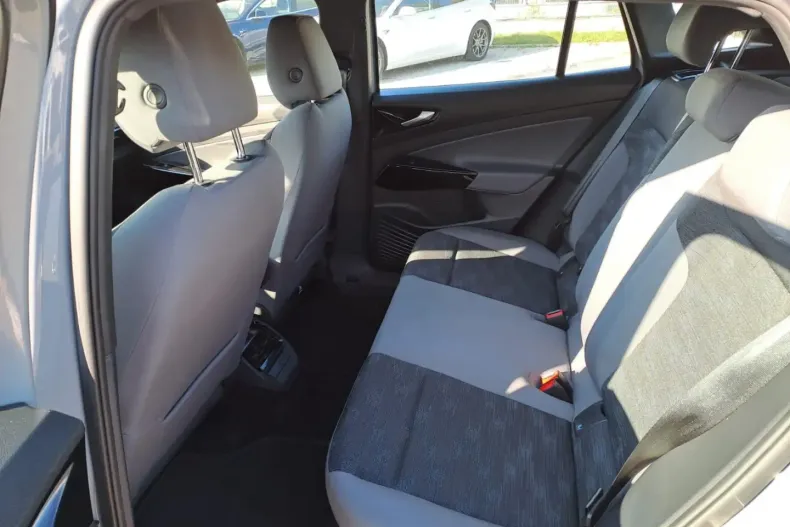 Volkswagen ID.4 din 2021 cu 41.000 km - oferta VOL179374 - foto 12