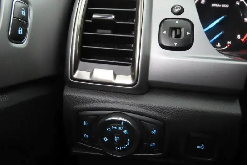 Ford Ranger din 2021 cu 59.024 km - oferta FOR179381 - foto 25