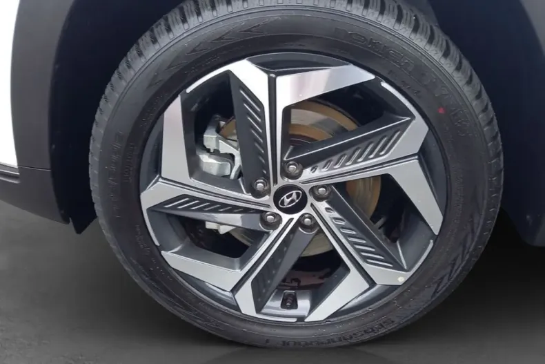 Hyundai TUCSON din 2024 cu 5.268 km - oferta HYU179384 - foto 13