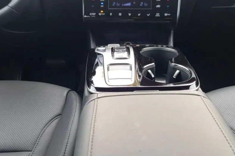 Hyundai TUCSON din 2024 cu 5.268 km - oferta HYU179384 - foto 21