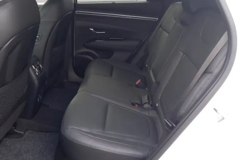 Hyundai TUCSON din 2024 cu 5.268 km - oferta HYU179384 - foto 24