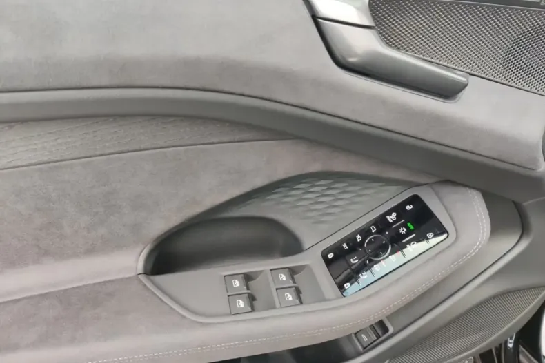 Audi A6 din 2025 cu 5.500 km - oferta AUD179385 - foto 13