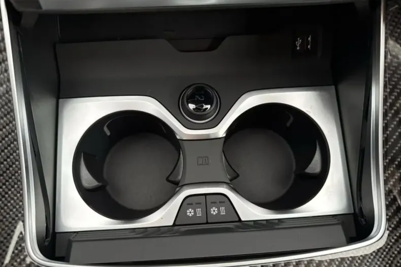 BMW X6 din 2026 cu 5 km - oferta BMW179392 - foto 9