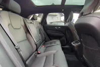 Volvo XC60 din 2022 cu 86.500 km - oferta VOL179399 - foto 11