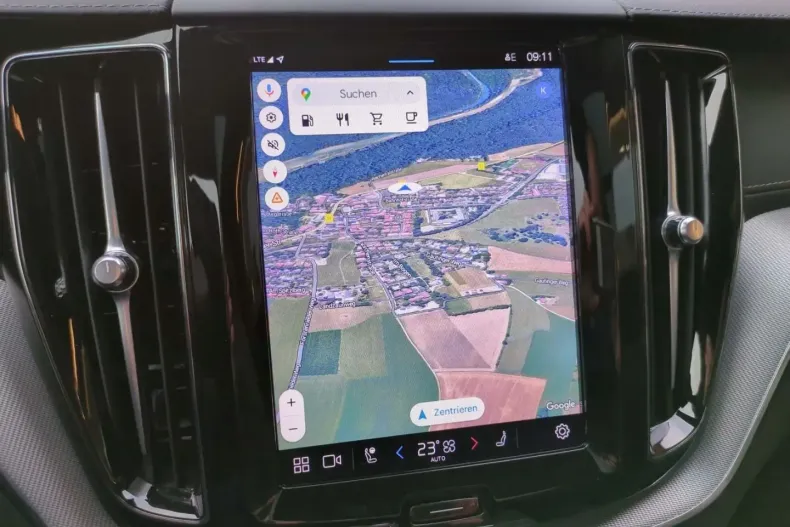 Volvo XC60 din 2022 cu 86.500 km - oferta VOL179399 - foto 17