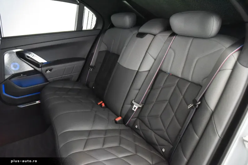 BMW 740 din 2024 cu 21.915 km - oferta BMW179406 - foto 8