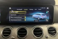 Mercedes-Benz E 300 (Clasa E) din 2021 cu 99.987 km - oferta MER179408 - foto 23