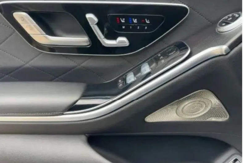 Mercedes-Benz S 400 (Clasa S) din 2023 cu 34.543 km - oferta MER179410 - foto 4