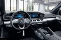 Mercedes-Benz GLE 300 din 2024 cu 9.800 km - oferta MER179436 - foto 4