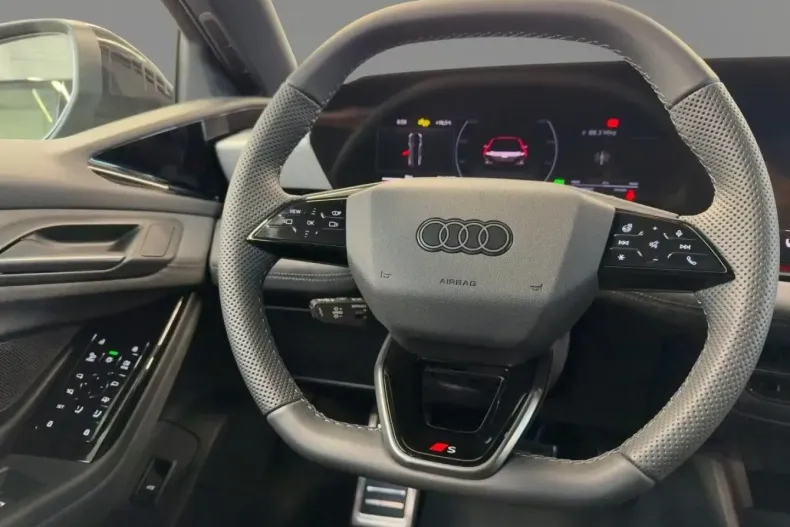 Audi Q6 e-tron din 2025 cu 9.999 km - oferta AUD179437 - foto 10