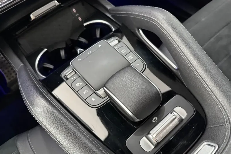 Mercedes-Benz GLE 350 (Clasa GLE) din 2024 cu 70.000 km - oferta MER179438 - foto 15