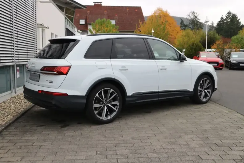 Audi Q7 din 2021 cu 71.828 km - oferta AUD179444 - foto 2