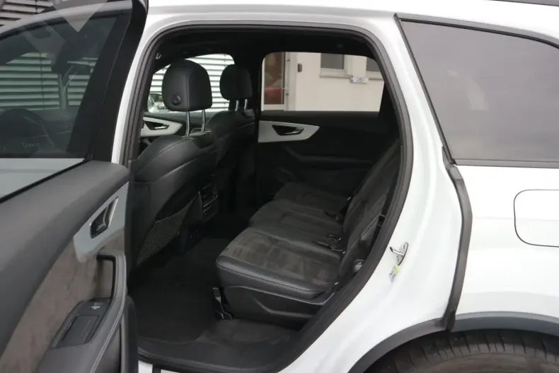 Audi Q7 din 2021 cu 71.828 km - oferta AUD179444 - foto 12