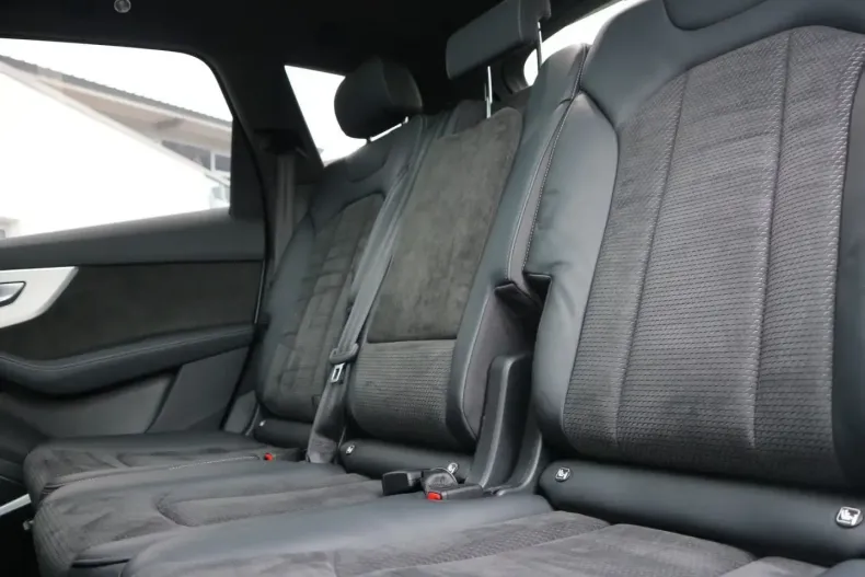 Audi Q7 din 2021 cu 71.828 km - oferta AUD179444 - foto 23